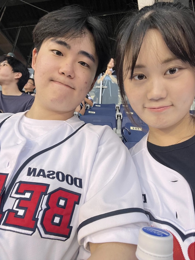 야구장 데이트 사진